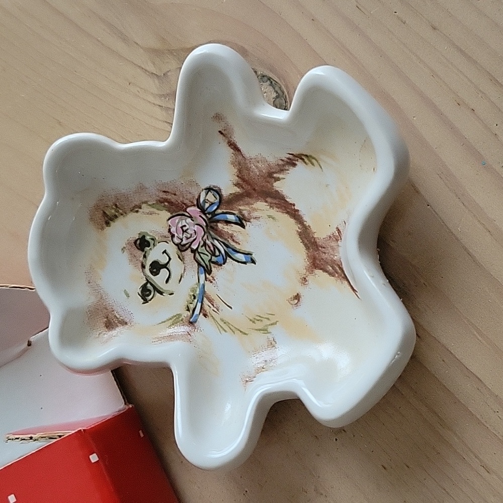 Avon Honey Bear Tea Bag Holder